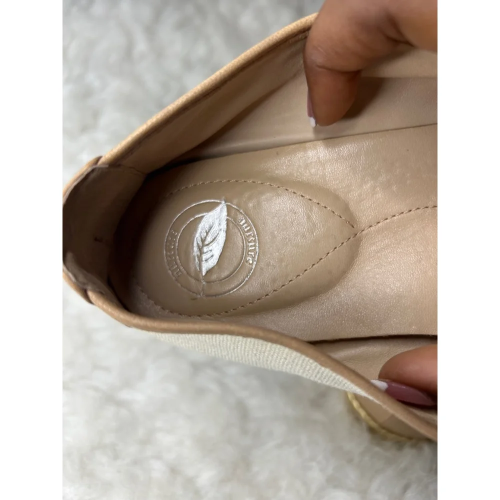Nurture Beige Chained Anchor Leather Trim Slip On Gold Accents Flats Women 8.5 M